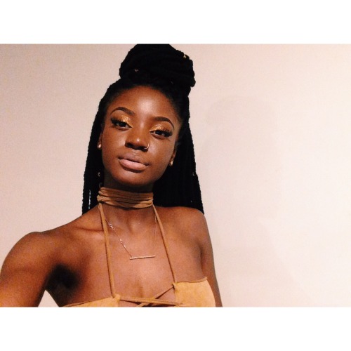 Dark skinned women are beautiful