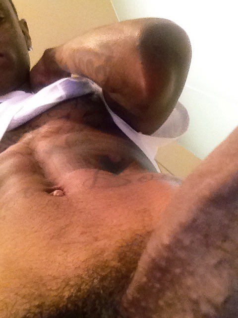 sexyboysnbigdicks:  famousblackmenexposed:  Soulja boy dick pic  Yessss Souljaboy