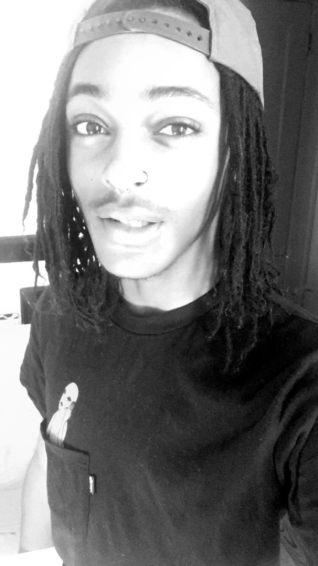 sickteenageminds:  just some selfies i took this morning due to great lighting