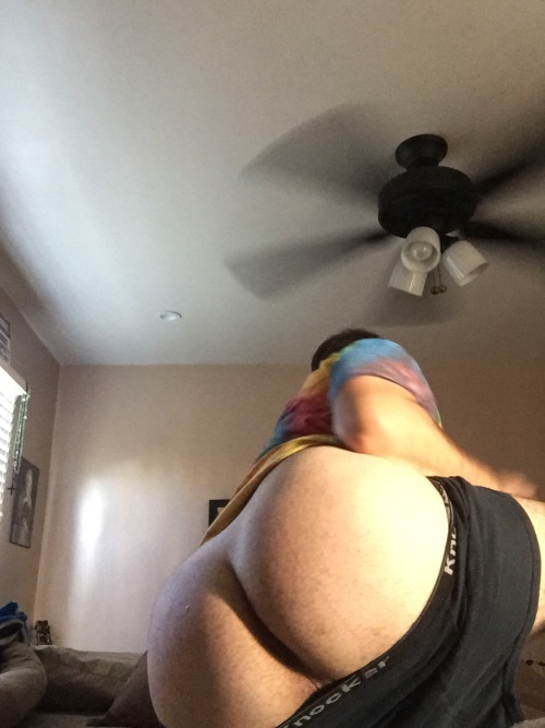 kingdannyxxx:  Follow me on snapchat!  Enjoy the thrist trap ;)