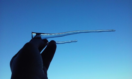 robotnudes:icicles