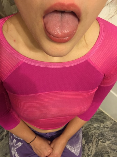 daddythefetish:  My little did a wonderful job last night.