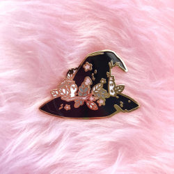 littlealienproducts:  Witches Hat Pin by