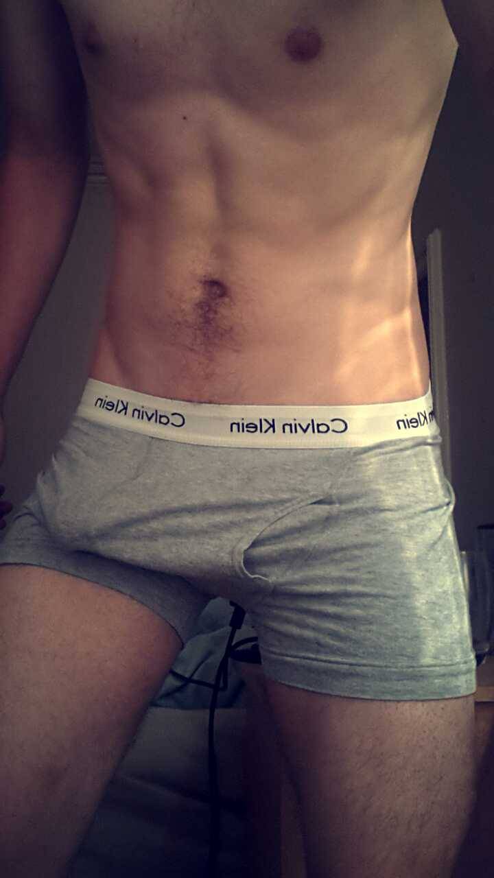 the-badw0lf:  A standard day off in just my underwear, here’s my topless tuesday.