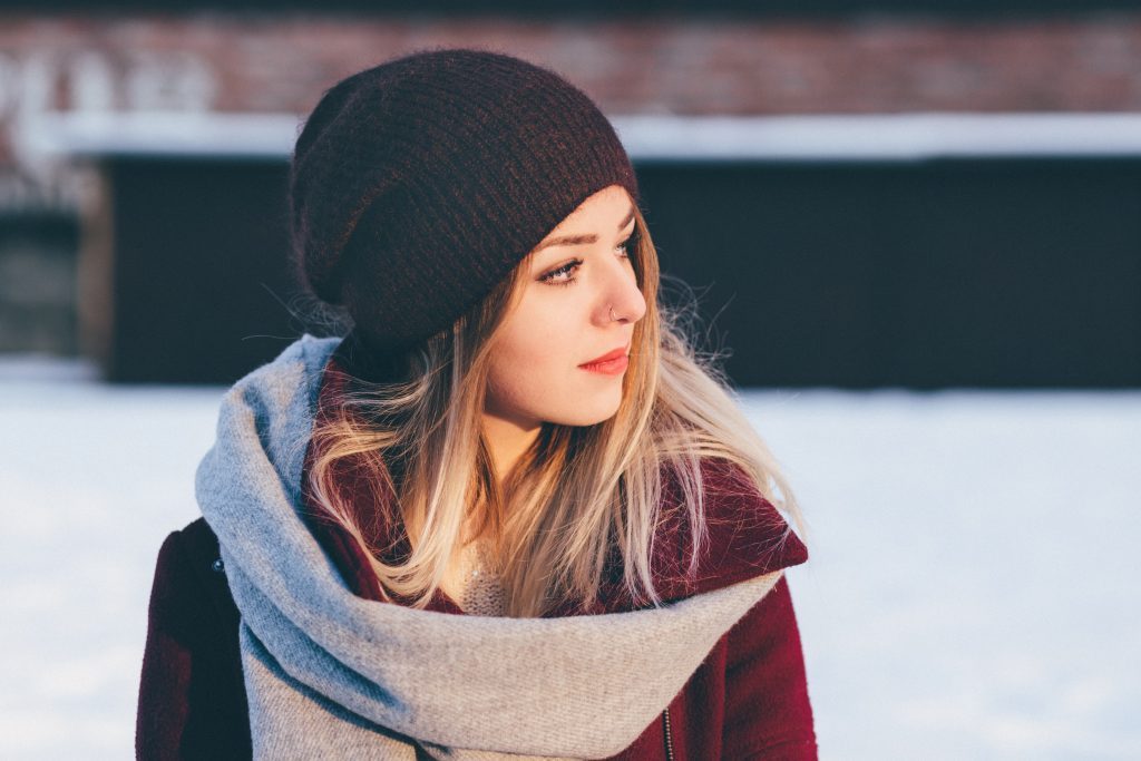Angela (22 Photo)