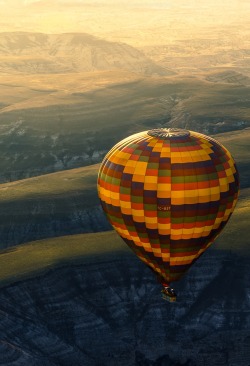 0rient-express:  My first time flying Balloon, such a great experience | CoolBieRe ™.             