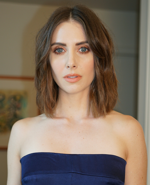 hotandfunnywomen:Alison Brie 