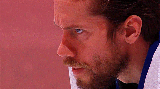 0e76b71ac636a856e813b2c4f59b664ec46a8849.gifv