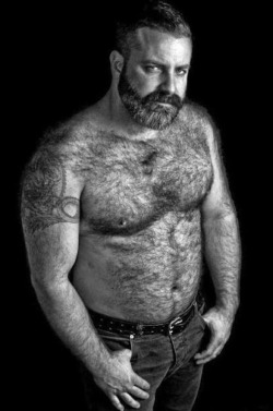 hairytreasurechests:   If you also like hairy and older men who are well hung and hang well please visit my other tumblr page!  menwhohangwell.tumblr.com 