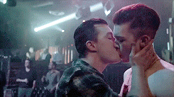 withmywordsispeaktruth:    what if one day there’s a break up scene but no reconciliation scene to follow?. what if the show fucks us all one day? what if (X)