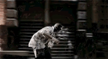 thisiselliz:  lil boosie running away from the apocalypse 