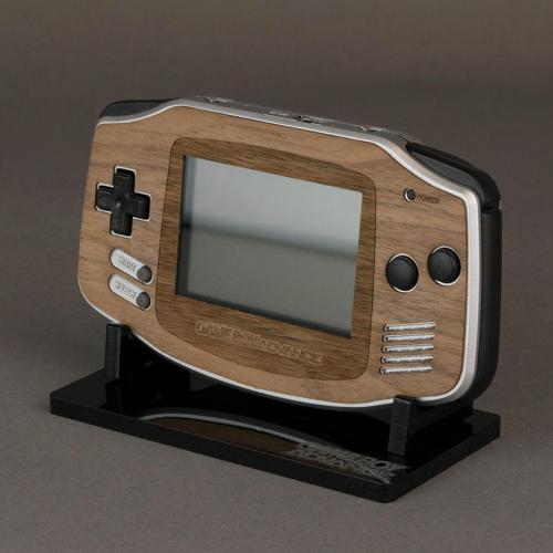 retrogamingblog2: Wood Nintendo Mods made by RoseColoredGaming