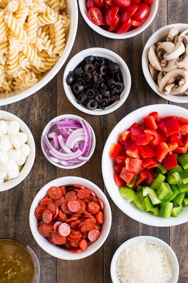 foodffs:  pizza pasta saladReally nice recipes. Every hour.Show me what you cooked!
