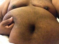 fatbearcub:  Soft doughy tummy tuesday  