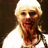 queenaryanne-blog:  Daenerys Targaryen season 1 