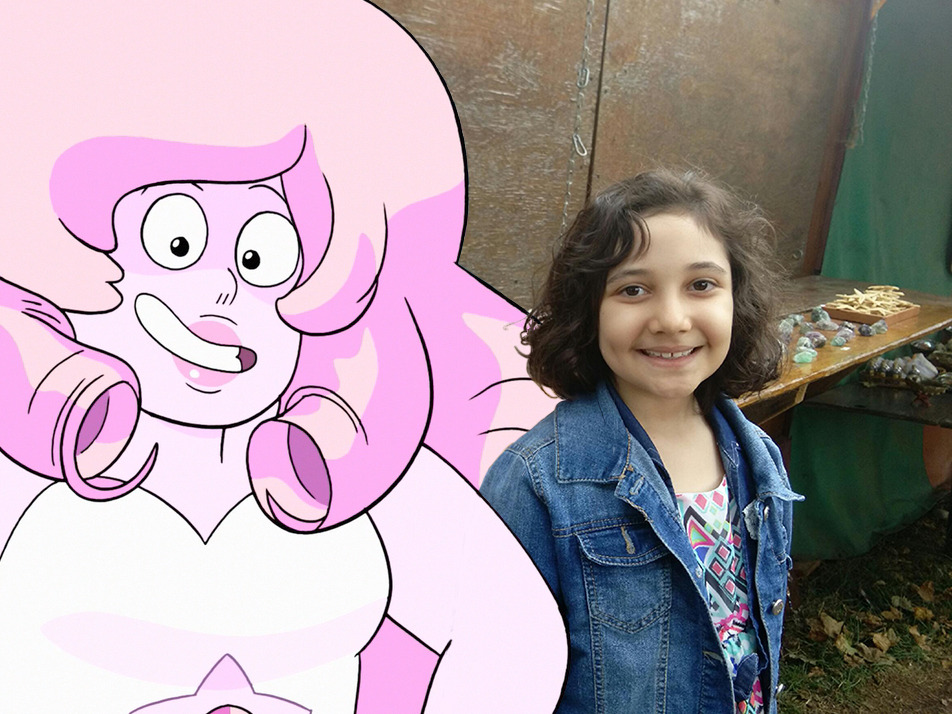 My little sister took a picture with Rose Quartz yesterdaythis is the real photo