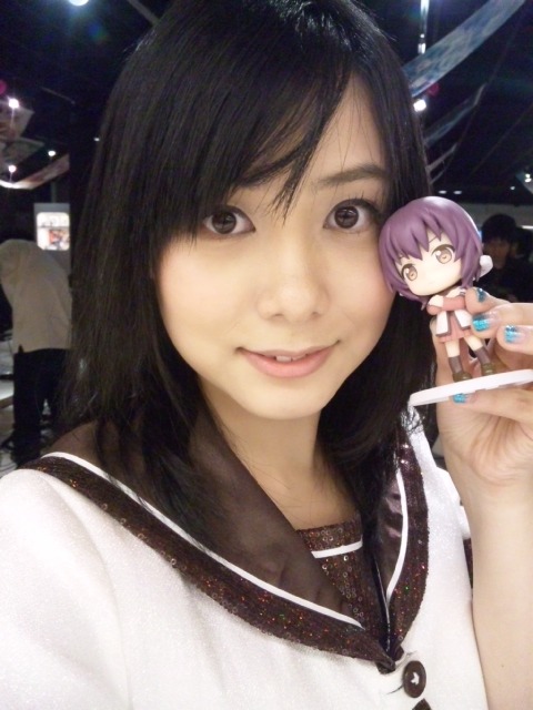 itsakariakaza:  AW! It’s Minami-chan and little Yui-chan!! How cute!
