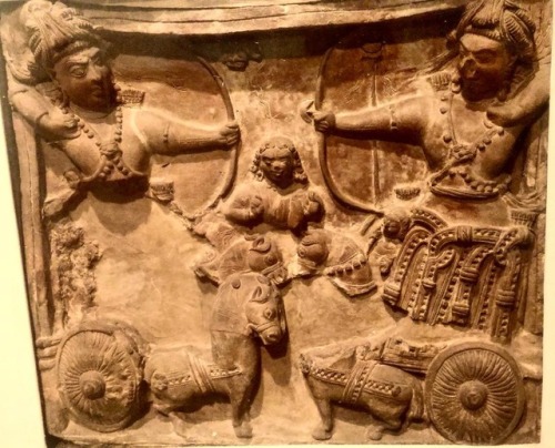 Fight between Yudhisthira and Jayadratha, Gupta period, 6th century plaque from Ahichchhatra, Uttar 