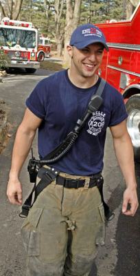 dippinfan:  jarheadjay:  southhallspsu:  I always reblog fellow firefighters… this guy was def too cute to ignore anyway  Dude would have me cummin’ in no time.  Visit the archive the next time you’re engaging in hand-to-gland combat… http://www.dippinfan