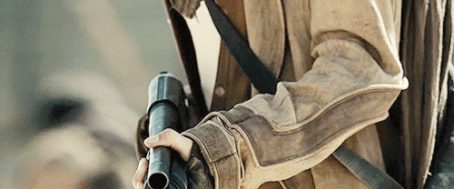 comawhites:Alice + shotguns