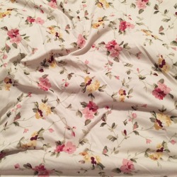 craftkiddo:  I never want to leave my bed 🌷 