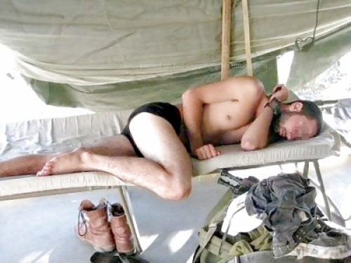 Z-z-z Hot Sleeping Guys z-z-Z Your sumbissions on i_love_sleeping_guys(at)yahoo.comMy archive