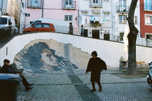 travelsofabrokegirl:Alfama, LisbonPortugal