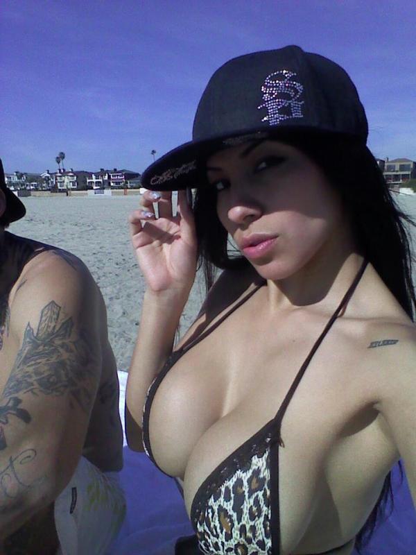 amateurimplantpics:  (via TumbleOn)