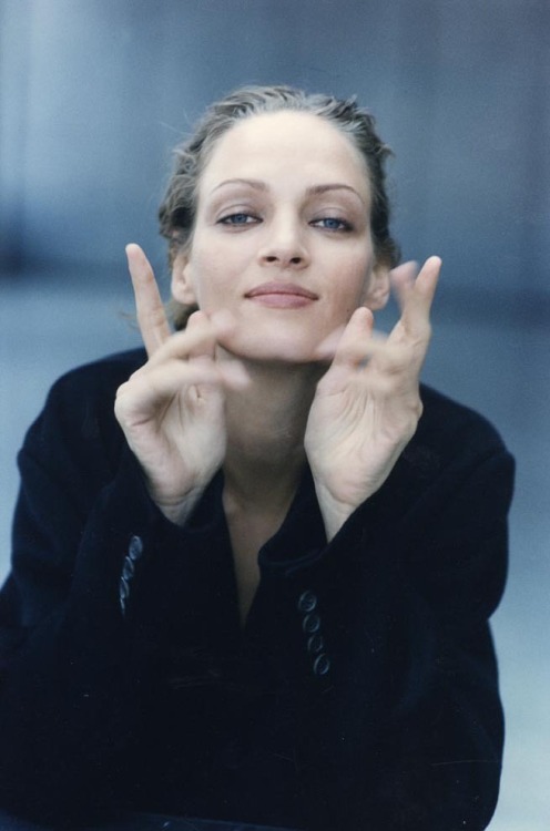 supermodelgif:  Uma Thurman by Peter Lindbergh porn pictures