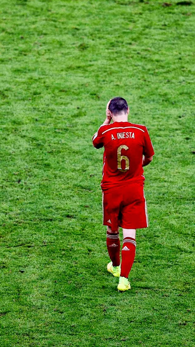 unofficial) iPhone wallpapers — Andrés Iniesta (Spain) - FIFA World Cup  2014:...