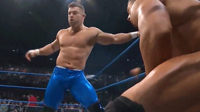 freeloveisnotfree:  I. Wanna. Be. That. Rope.   Ugh Davey looked so good in blue!