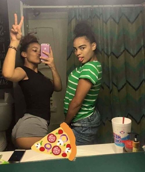 prettyteen-1:  Shawty got a ass