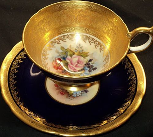 venus-labyrinthum: [x] Beautiful Teacups. 