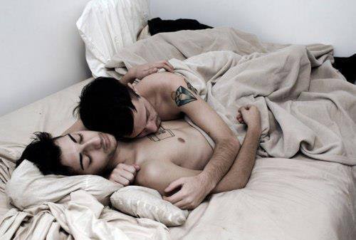 Sex gay su We Heart It. http://weheartit.com/entry/68074229/via/marinaarmstrong pictures