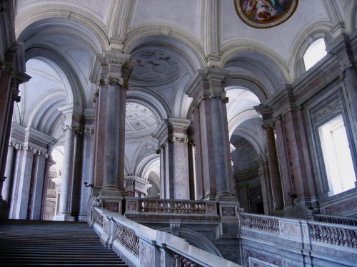 prince-de-versailles: The Royal Palace of Caserta was begun in 1754 by the French Bourbon Kings of N
