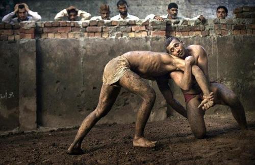 Greco roman wrestling takedowns