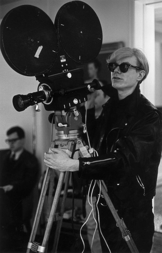 huilendnaardeclub:  Andy Warhol working on set