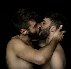 hairygingerman:  one more kiss