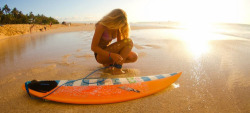 surfing-girls:  Surf Girl