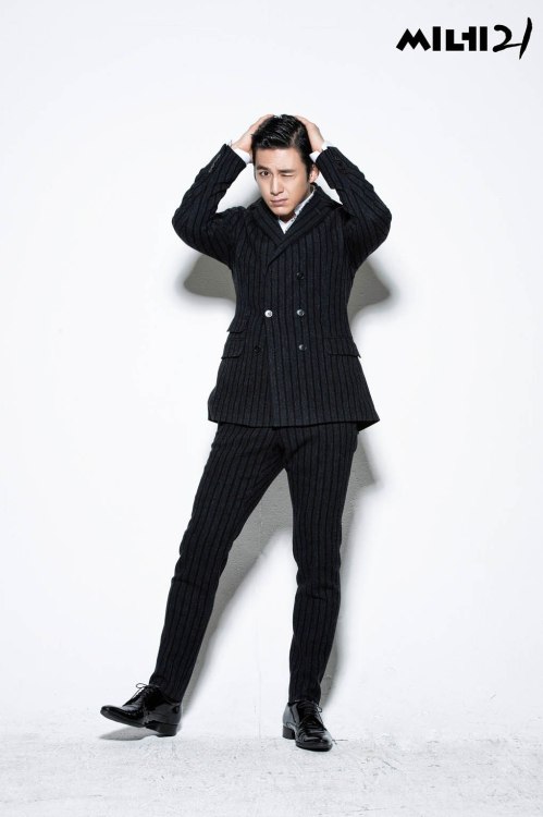 Go Soo Для Cine21 01/2015