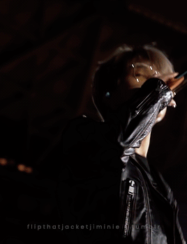 Damn This Look (cr. Dwellingsouls)