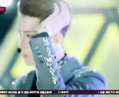 ztaohs:  no matter how pretty you are, sehun is always prettier than you 