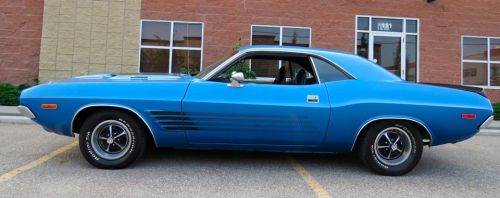 jacdurac:  1972 Dodge Challenger 340.  