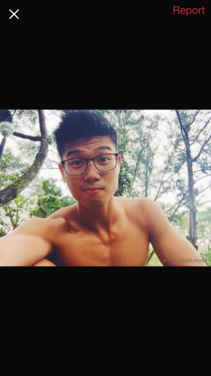 sjiguy: uniboysg:[Submission] Cute guy spotted. Hsin Chong is unfortunately straight.