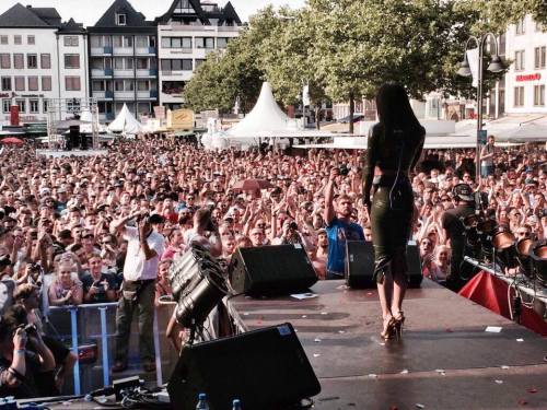 Conchita was at Cologne Pride last weekend and it was really hot! And it still is! 34 degrees celciu