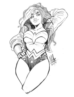 bigmsaxon:Warm-up sketch - Rogue as Wonder Woman, for /co/. I figure she’d keep the jacket.