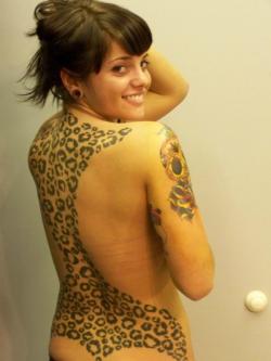 iloveradeosg:  Back tattoo of Radeo