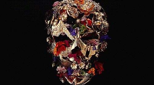 Alexander McQueen Used Skulls Throughout His Work, Starting With His 1992 MA Graduate Collection From