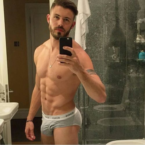 Porn Pics Hot Men In Their Pants