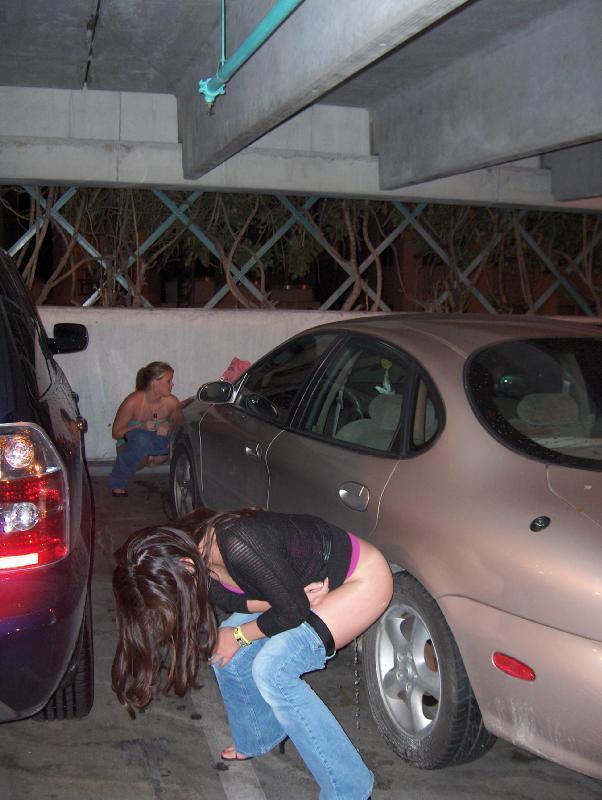 girls peeing in a parkade #nsfw #DrunkGirls